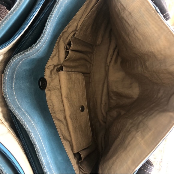 Ellington suede leather laptop shoulder bag - Picture 7 of 13